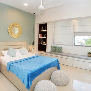 Aron's Lavinia Emerald Guest house
