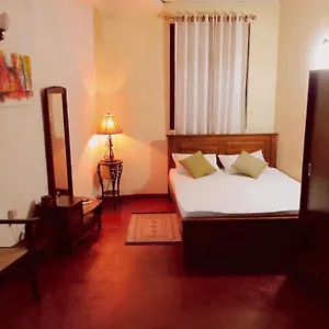 House Of Erskine Apartment