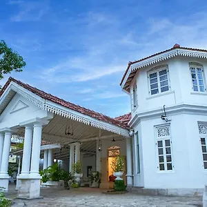 Beverly Guest house